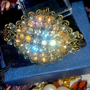 topaz and gold brooch